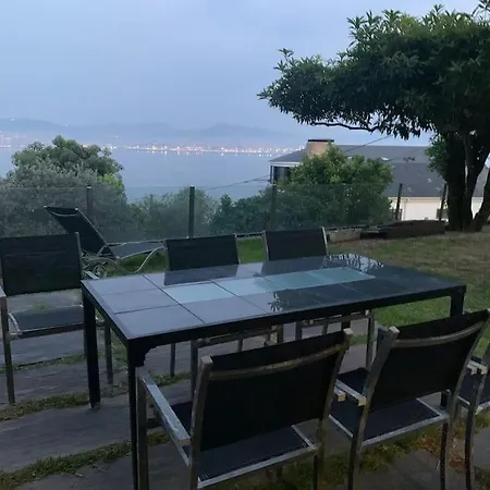 Adosado Con Increibles Vistas A 150m De La Playa * Moaña